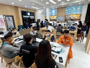 Địa chỉ ép kính điện thoại Tri Tôn