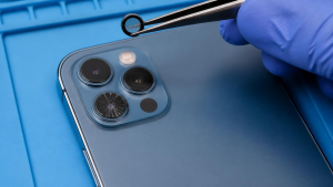 Thay Mặt Kính Camera iPhone 12 Pro Max Lấy Liền Hòa Hưng | Sang Di Động