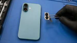 Thay Camera Sau iPhone 16 Gần Chợ Hòa Hưng: Camera Mờ, Rung, Không Lấy Nét
