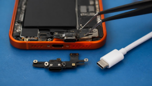 Thay Chân Sạc iPhone 17 Pro Gần Nguyễn Tri Phương: Cổng USB-C Hỏng