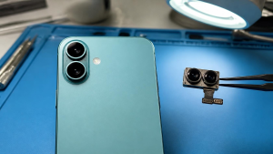 Thay Camera Sau iPhone 16 Plus Gần Lý Thái Tổ: Ảnh Mờ, Đen Ống Kính