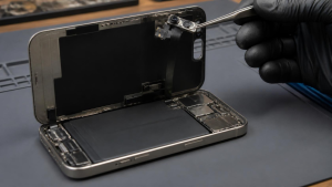 Thay Camera Trước iPhone 16 Pro Lấy Liền Quận 10 | Sang Di Động
